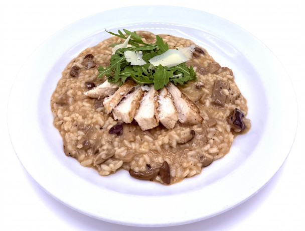 RISOTTO AL FUNGHI PORCINI s kuracím mäsom